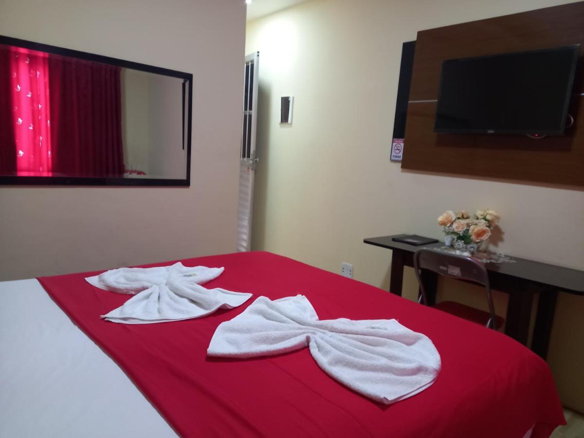 Quartos Em Casa In Caxias Da Paraiso ดูเก เด คาชิยาส ภายนอก รูปภาพ