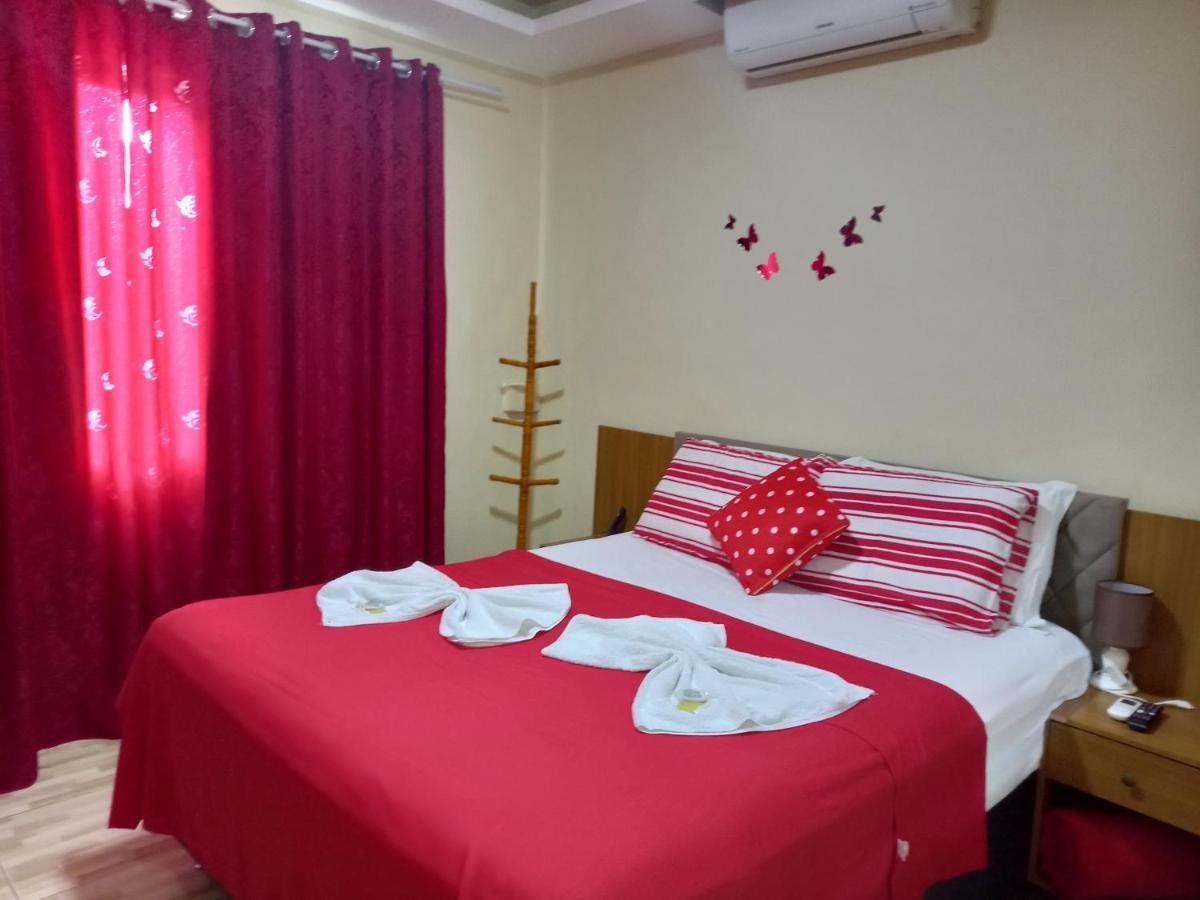 Quartos Em Casa In Caxias Da Paraiso ดูเก เด คาชิยาส ภายนอก รูปภาพ