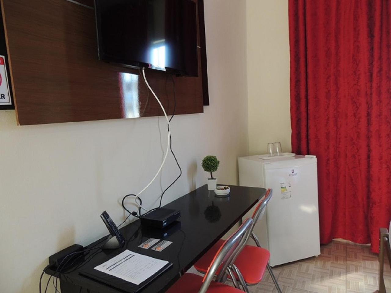 Quartos Em Casa In Caxias Da Paraiso ดูเก เด คาชิยาส ภายนอก รูปภาพ