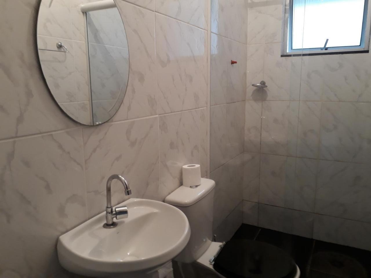 Quartos Em Casa In Caxias Da Paraiso ดูเก เด คาชิยาส ภายนอก รูปภาพ